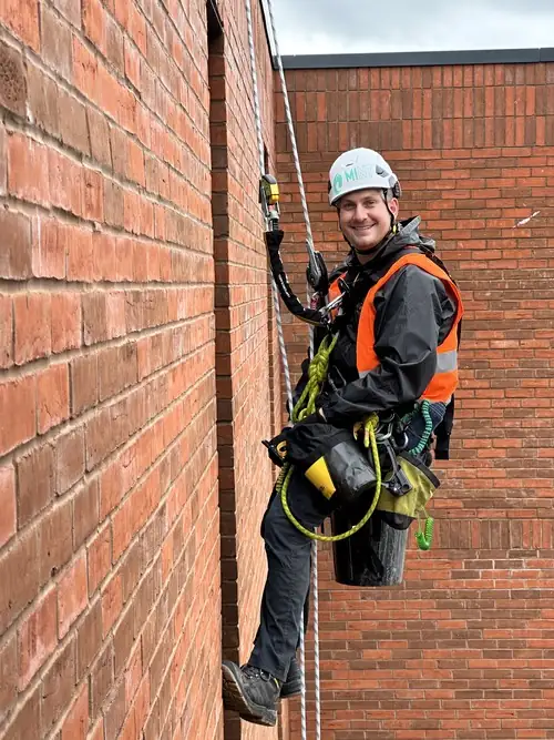 https://mintcommercial.co.uk.brilliantwebdesign.co.uk/Rope Access